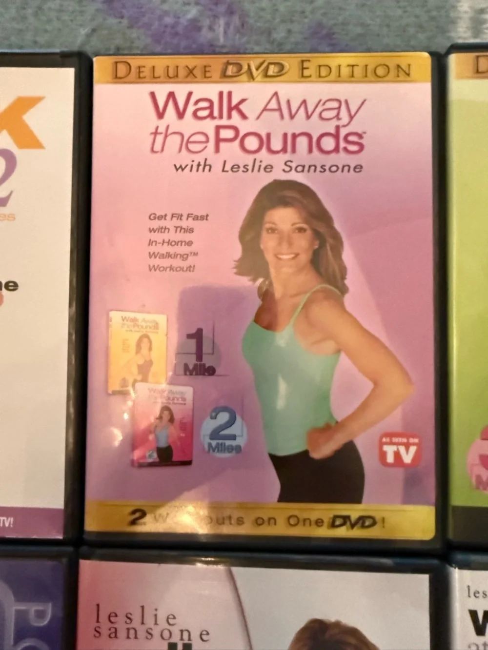 Walk Away the Pounds - Leslie Sansone - Picture 12 of 15